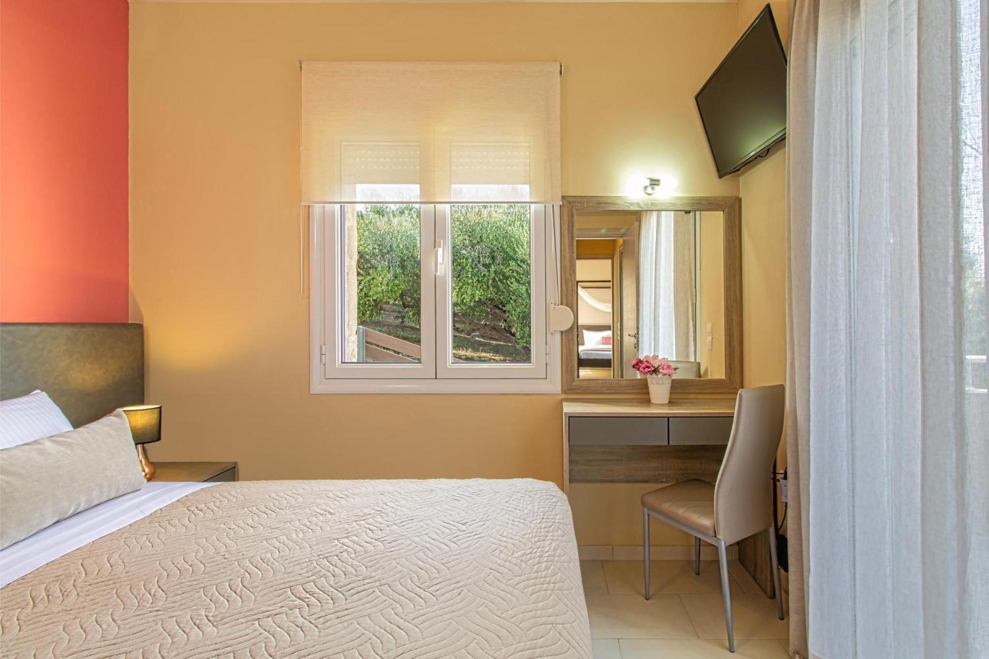 Theo Villas With Sea View Marathokefala Room photo